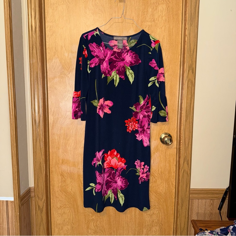 Alexandra & Oak Size Medium Floral Print Women's Dress